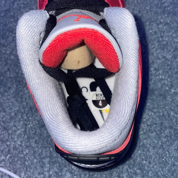 Jordan retro 3s - Picture 4 of 7